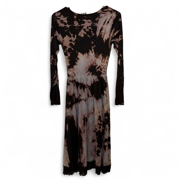 ASOS Black and Cream Tie-Dye Midi Dress - Picture 3 of 8